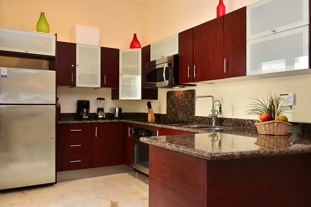 El Faro Oceanfront Apartments By Bvr  Playa del Carmen