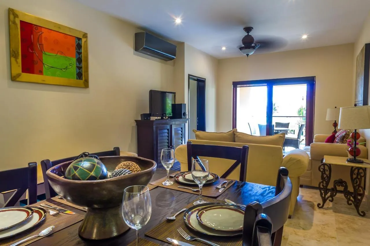 El Faro Oceanfront Apartments By Bvr Mexico