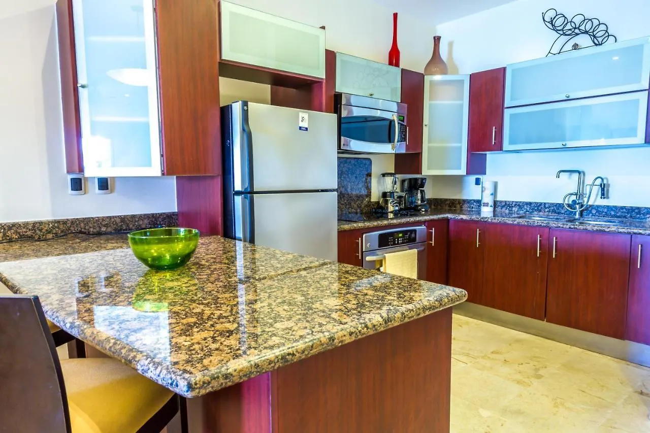 El Faro Oceanfront Apartments By Bvr Playa del Carmen
